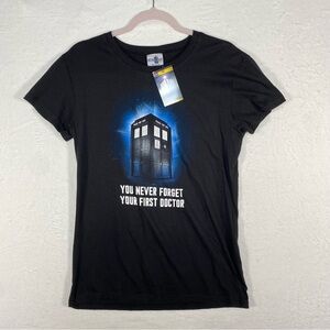 NWT Ripple Junction size‎ XL T-SHIRT Dr. Who Phone Booth short sleeve Fandom